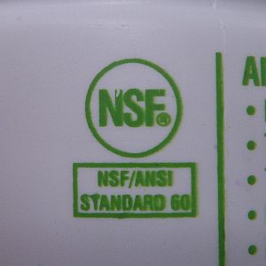 ウラニン蛍光染料NSF認証マーク